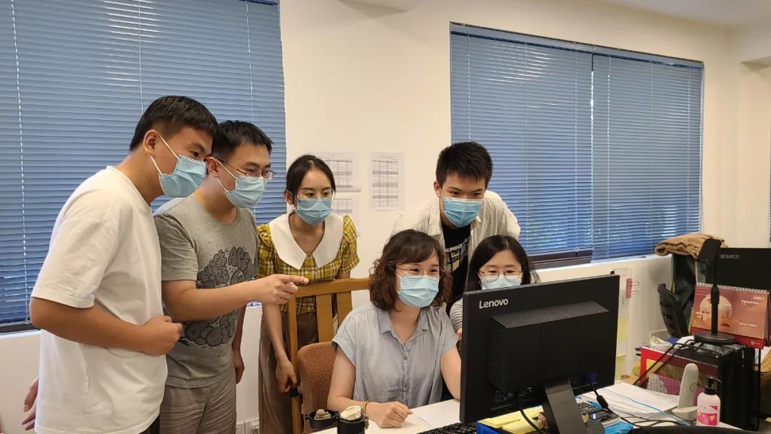 疫情严峻形势下，全市疾控密接管理组如何追踪排查接触人员？