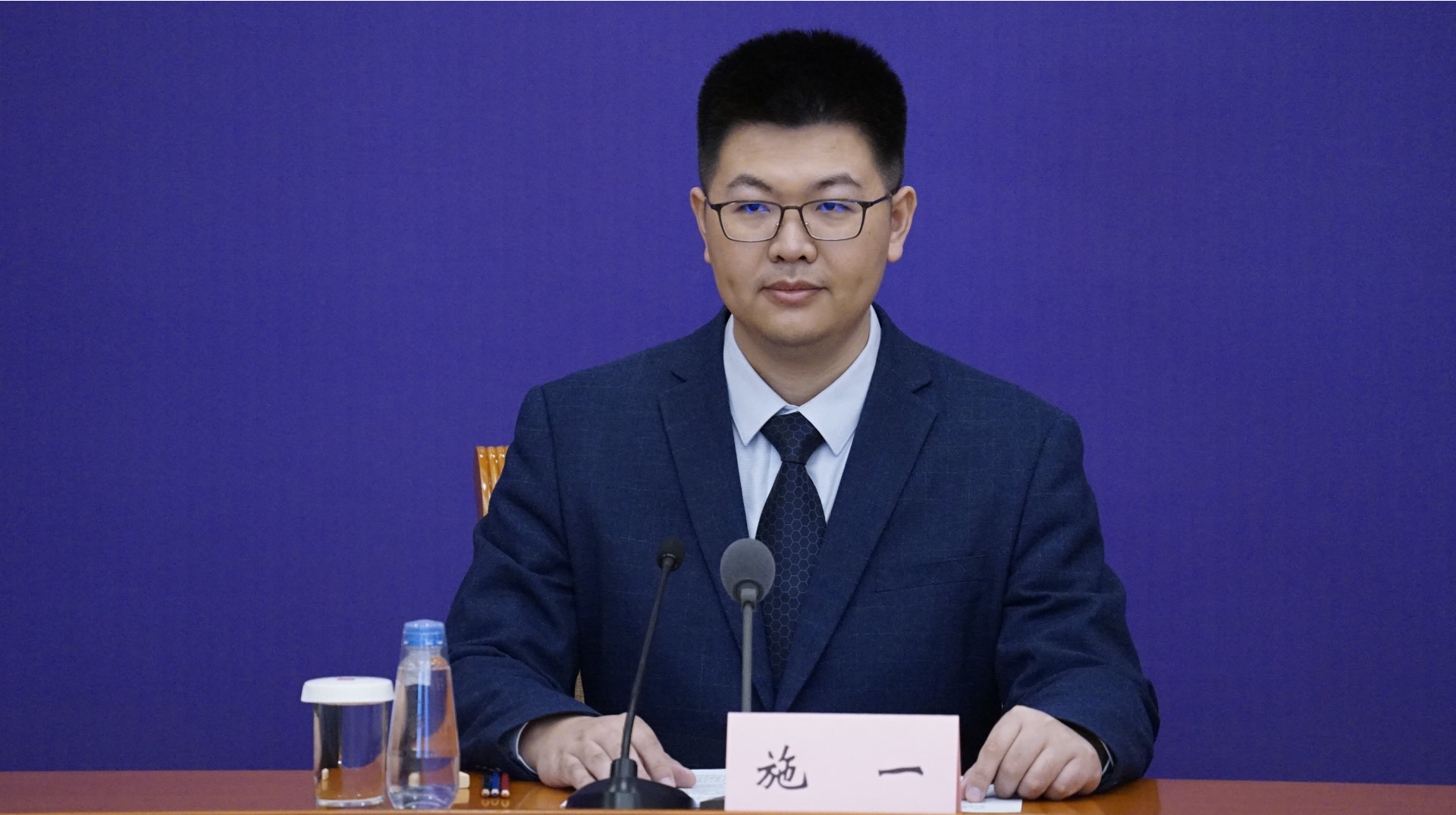 新冠病毒溯源引关注，美德特里克堡或涉其中，专家回应