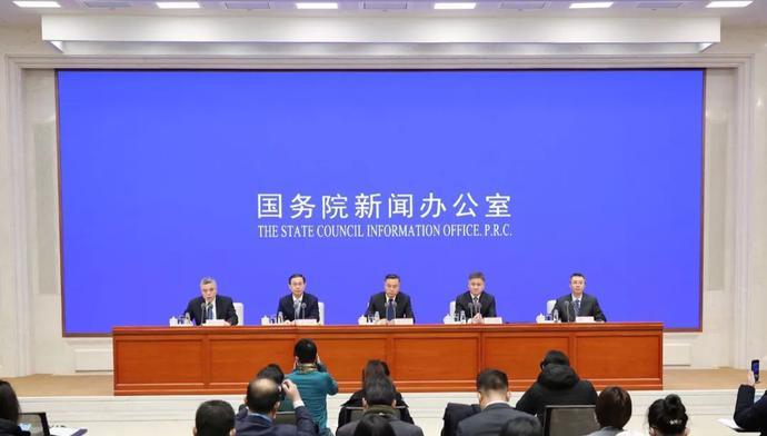 国务院联防联控机制回应：疫情对中国经济影响及官方解困举措
