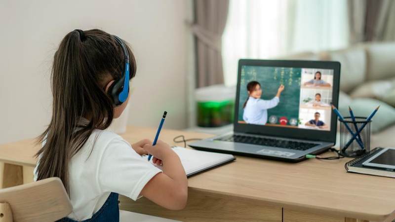 疫情防控下孩子学费咋算？家长申请减免引关注