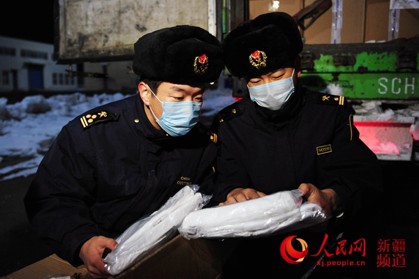 霍尔果斯海关打通疫情防控物资运输生命线