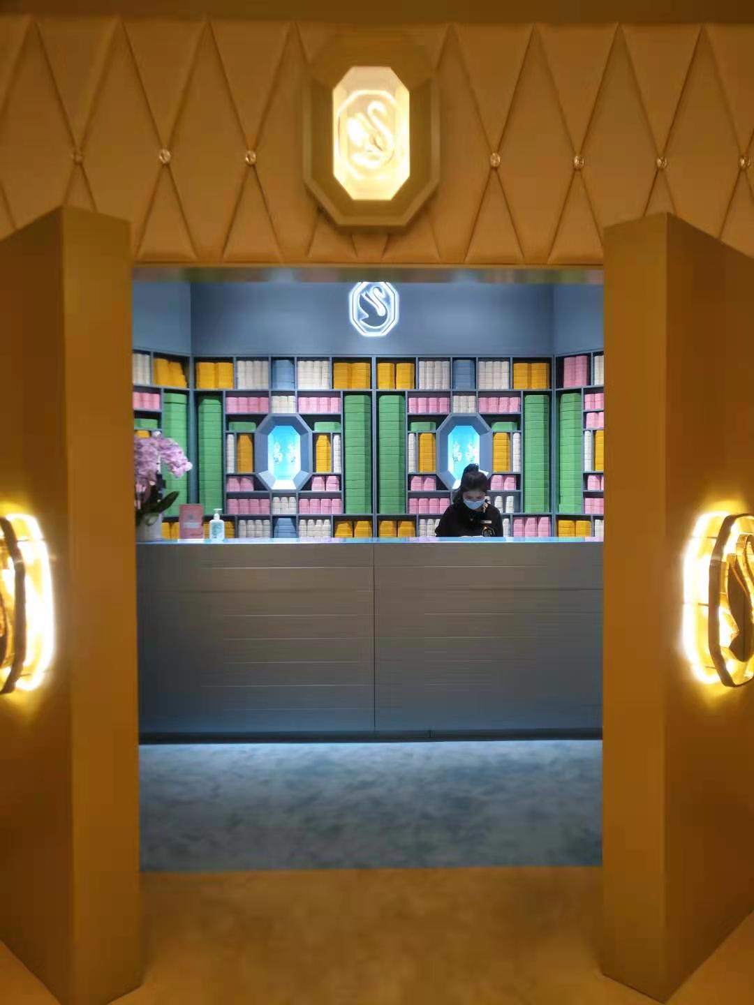 12月多地实施疫情防控措施，部分餐饮单位被通报，多地发消费券