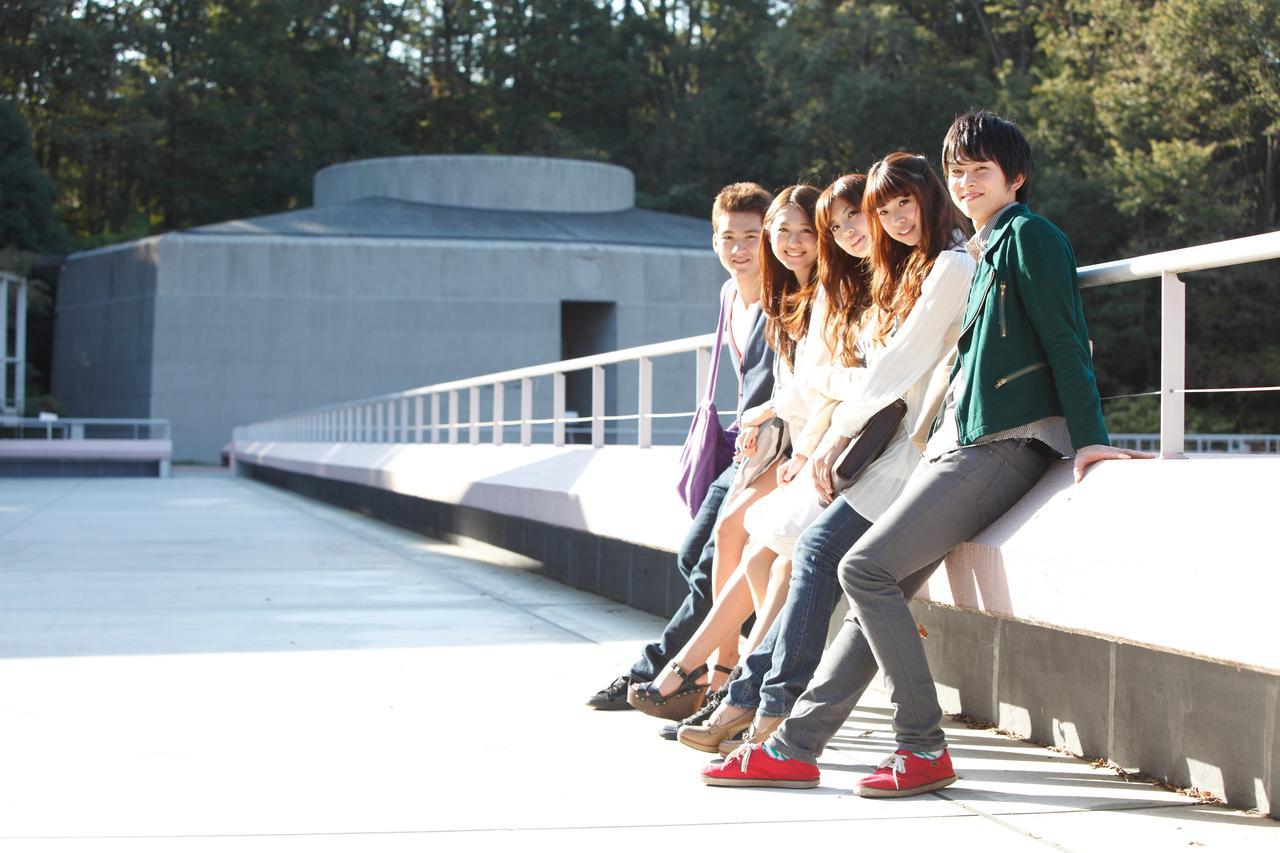 大学就业必备:毕业证是入场券,连接社会是必修课