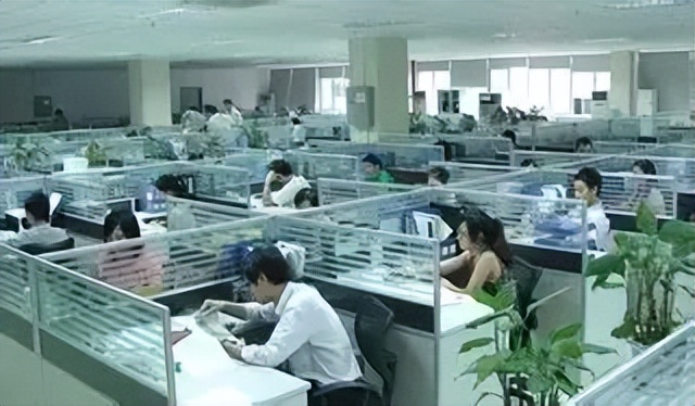 2026 届 1270 万高校毕业生就业难,学历真不值钱了?