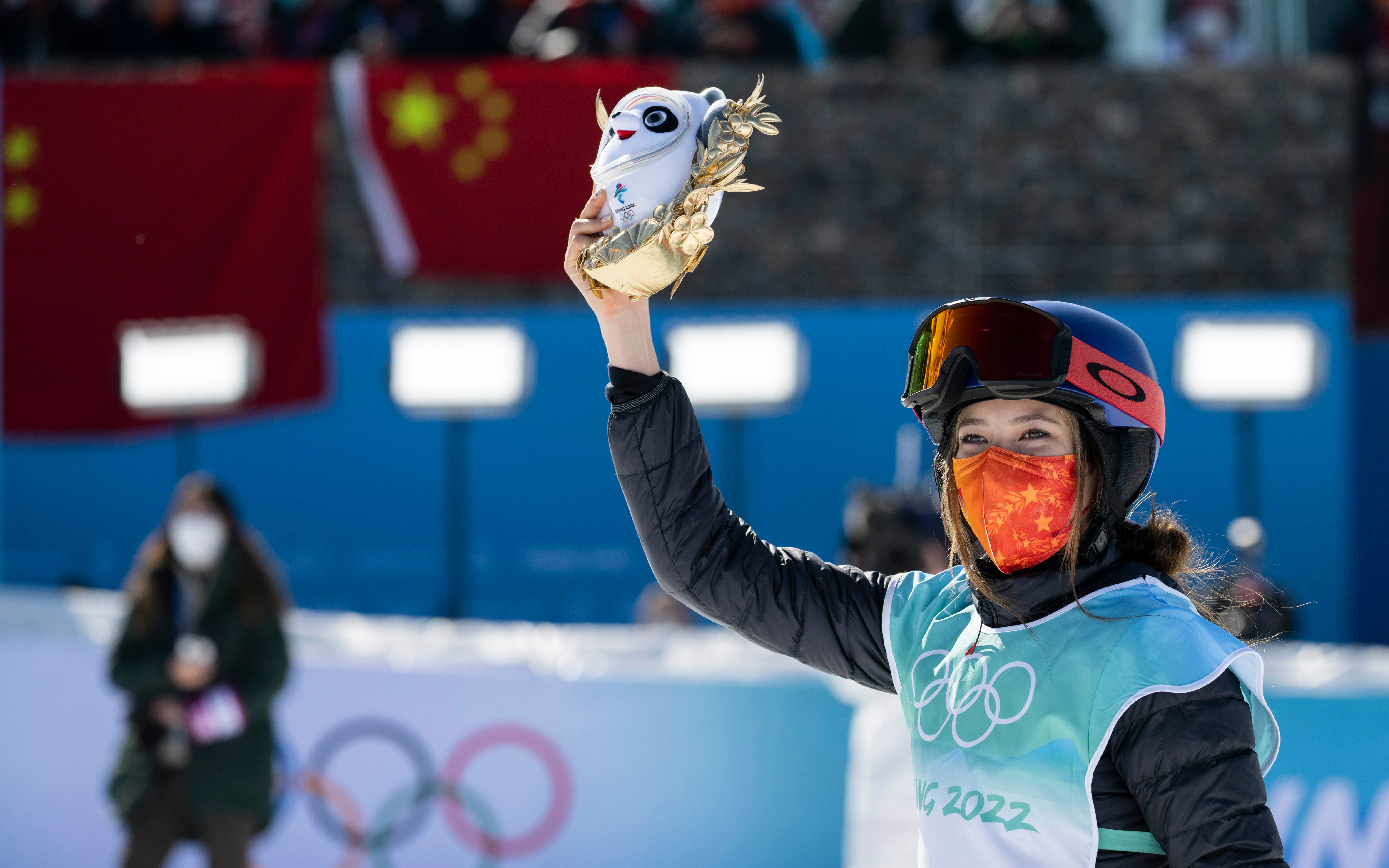 北京冬奥会吉祥物冰墩墩成爆款，背后设计秘籍大揭秘