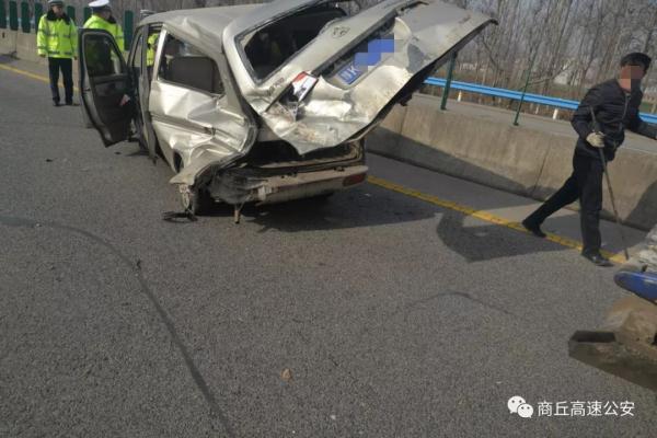 高速爆胎事故频发，如何预防及处理关乎生命安全