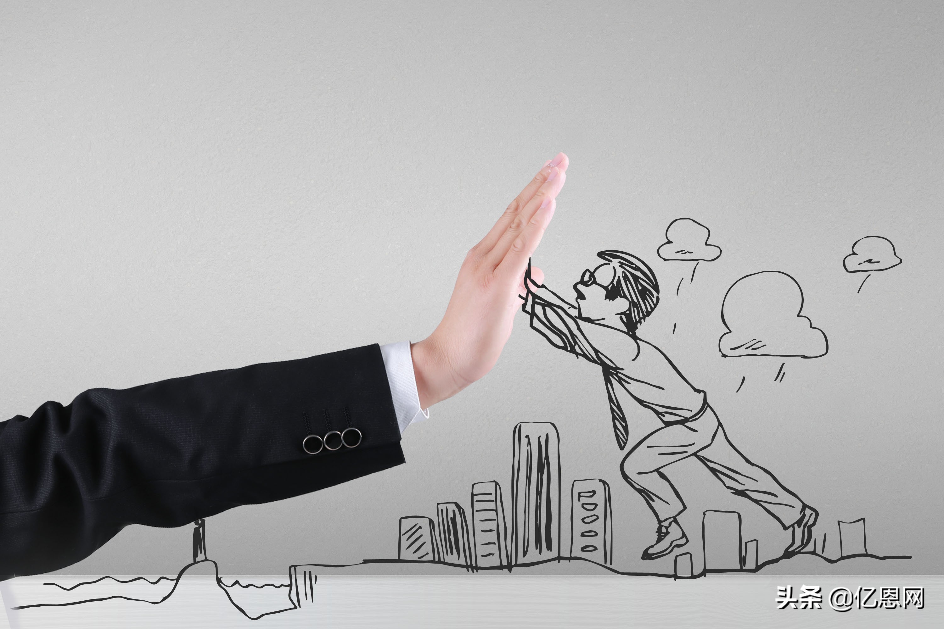 深圳封闭致货代仓库停收货，跨境电商打工人开启硬核模式