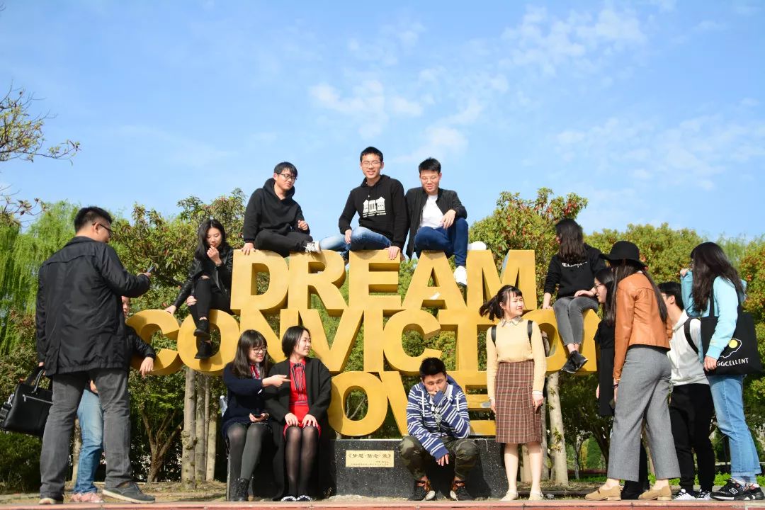 沪上高校社团风采多,分享你参加社团的难忘经历