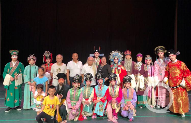 大学社团京昆社：传承戏曲魅力，每周坚持学练京剧