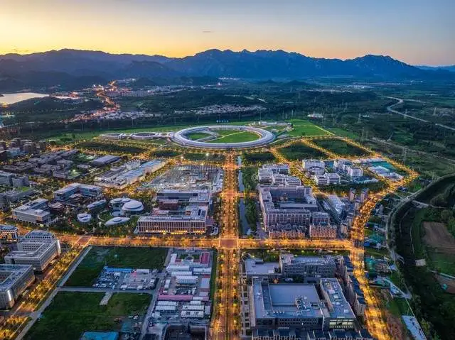 疫情相关行业_在线教育市场规模与增长_中国教育行业发展现状与趋势