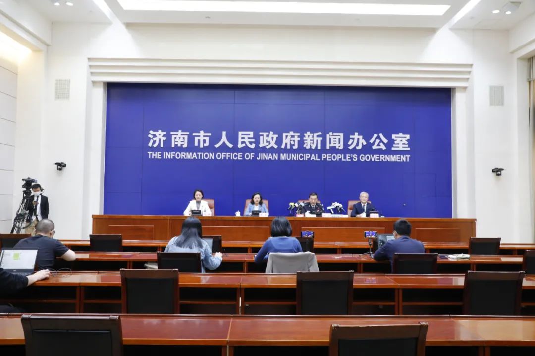 济南疫情防控第53场发布会通报4月8日新增确诊及无症状感染者情况